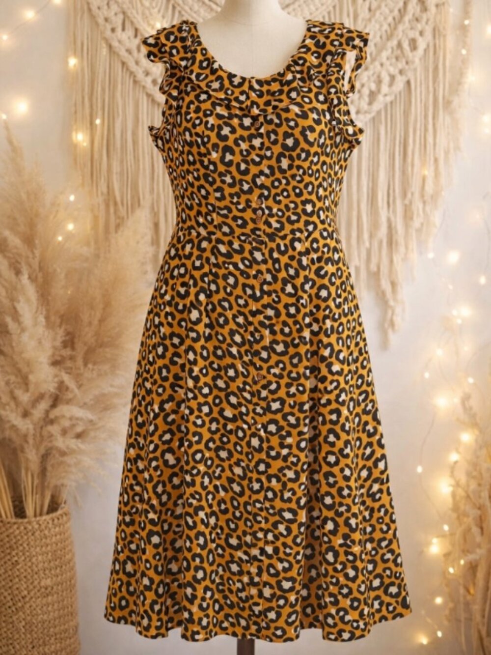 Who What Wear Leopard Print Button-Up Dress M Mob Wife Boho Chic Statement